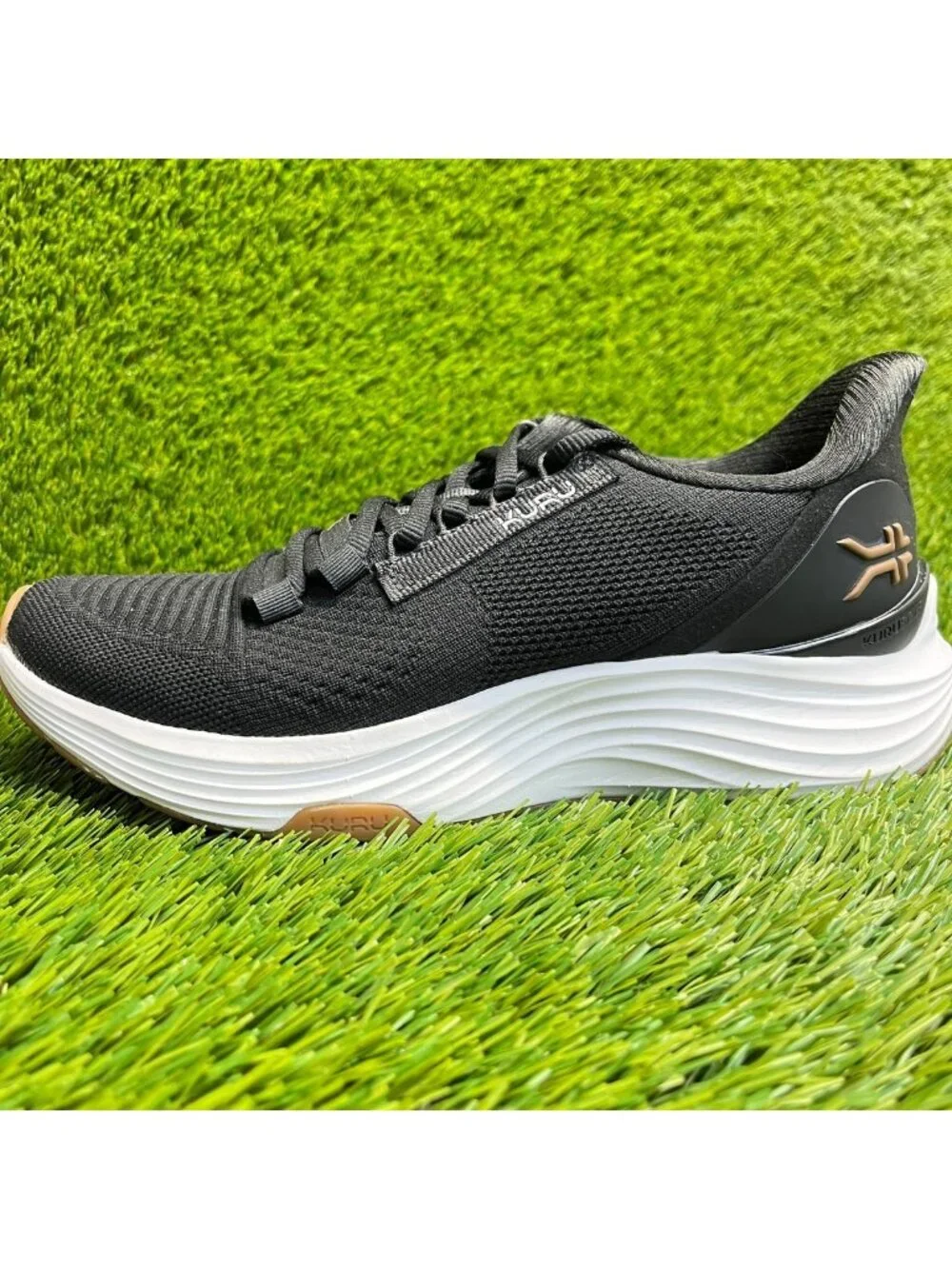 Kuru Atom 2 Womens Size 8.5 Black White Athletic Running Walking Shoes Sneakers
